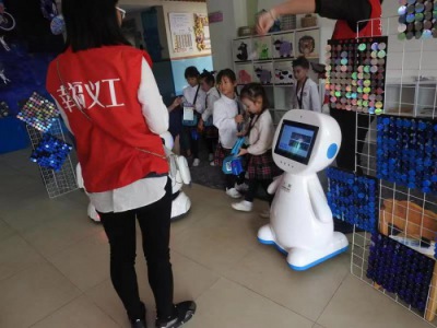 參加幼兒園創客周活（huó）動