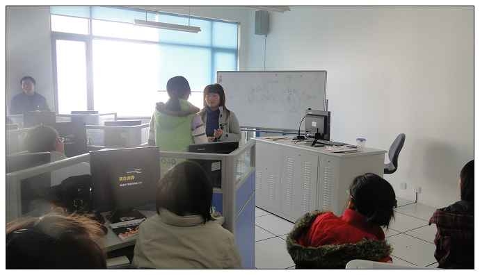 集裝箱公司我司走進大（dà）學校園，幫（bāng）助學生成長（二）