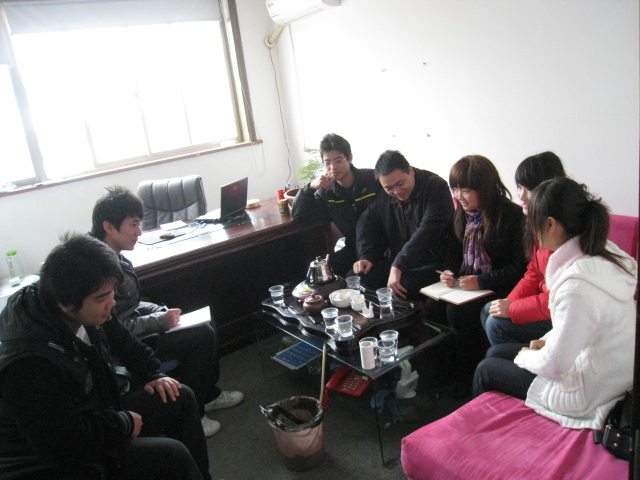 活動（dòng）房公司網絡組成員外出交流心得體會