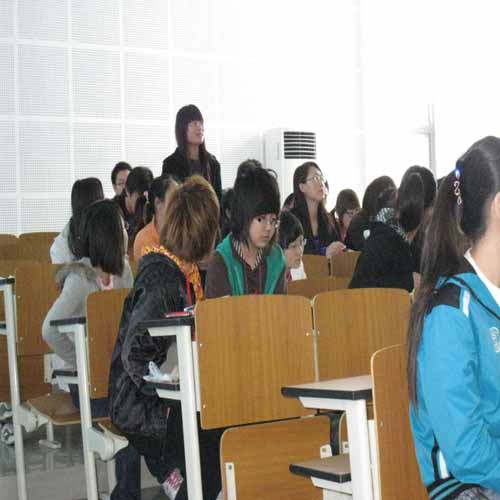 活動房公司踴躍提問