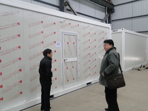 上海（hǎi）偉雅參觀蘇州（zhōu）草莓视频IOS下载公司（sī）參觀集裝箱活動房