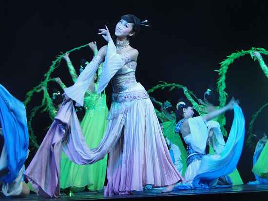 集裝箱公（gōng）司受邀觀看“美哉姑蘇（sū）”大型文藝表演