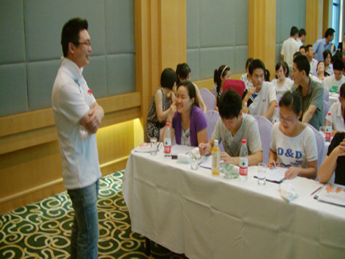 活動房公司員工參加阿裏巴（bā）巴外貿培訓