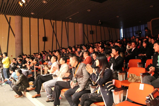 阿裏（lǐ）巴巴社區大會公司俞（yú）總分享：怎樣玩賺社區！