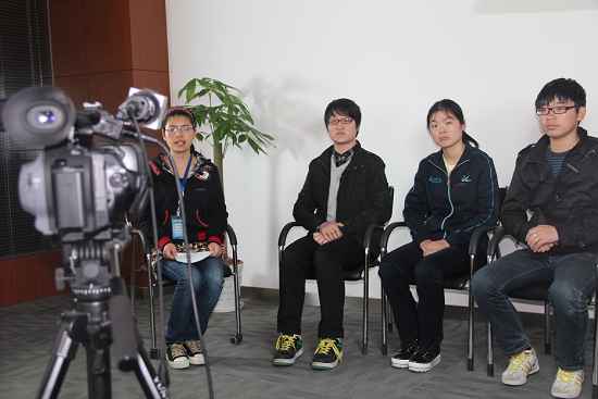 草莓视频IOS下载會客廳采訪三位優（yōu）秀的學生