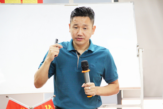 俞總總結何為慷慨地付出（chū）