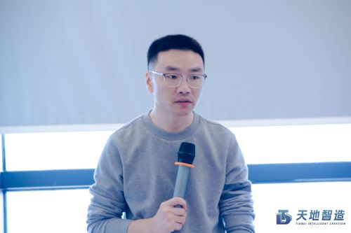 集（jí）裝箱換電站（zhàn）